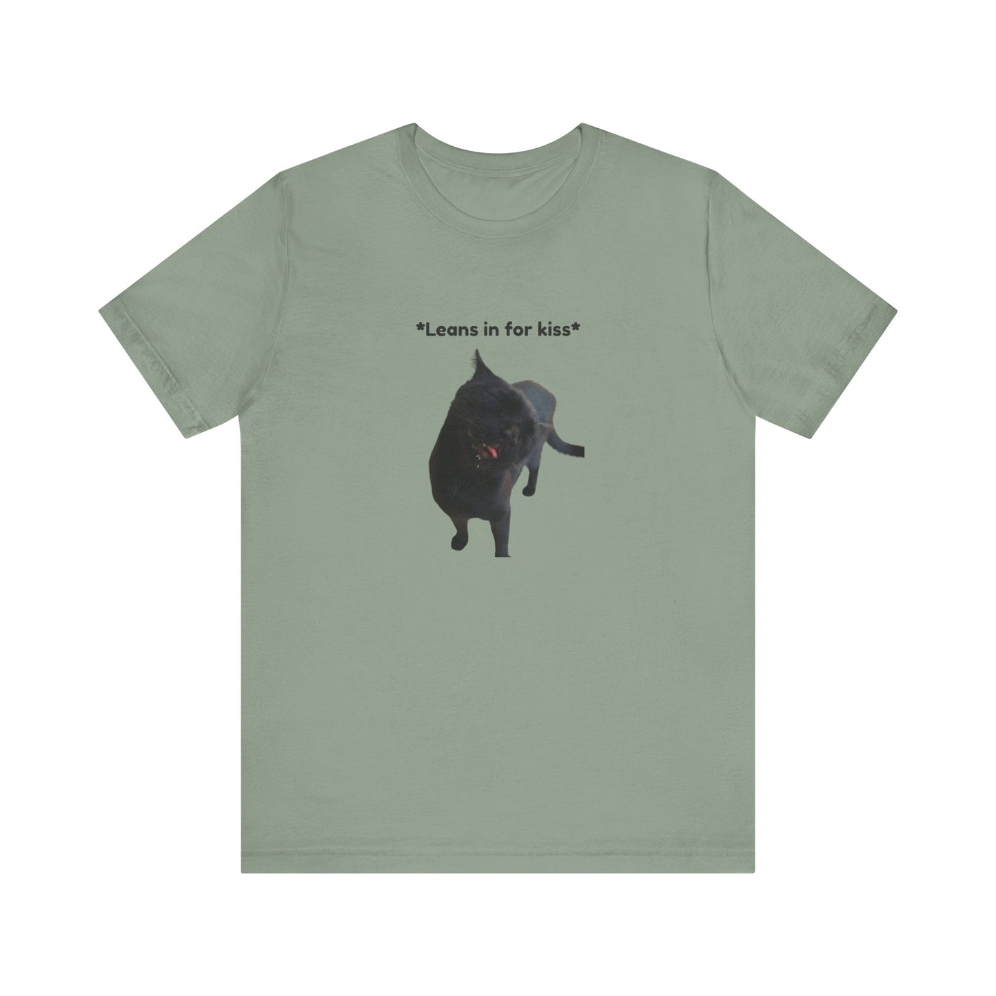 Reversed Unisex Realstic *Leans in for kiss* T-Shirt
