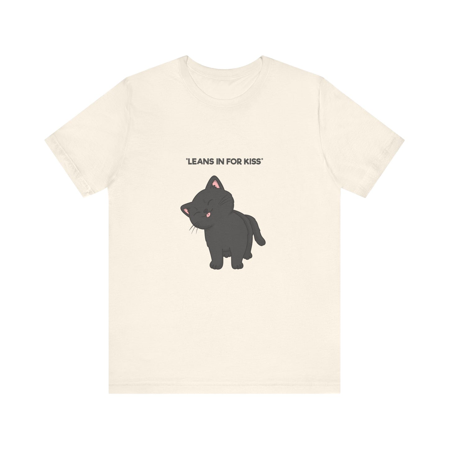 Unisex *Leans in for kiss* T-Shirt